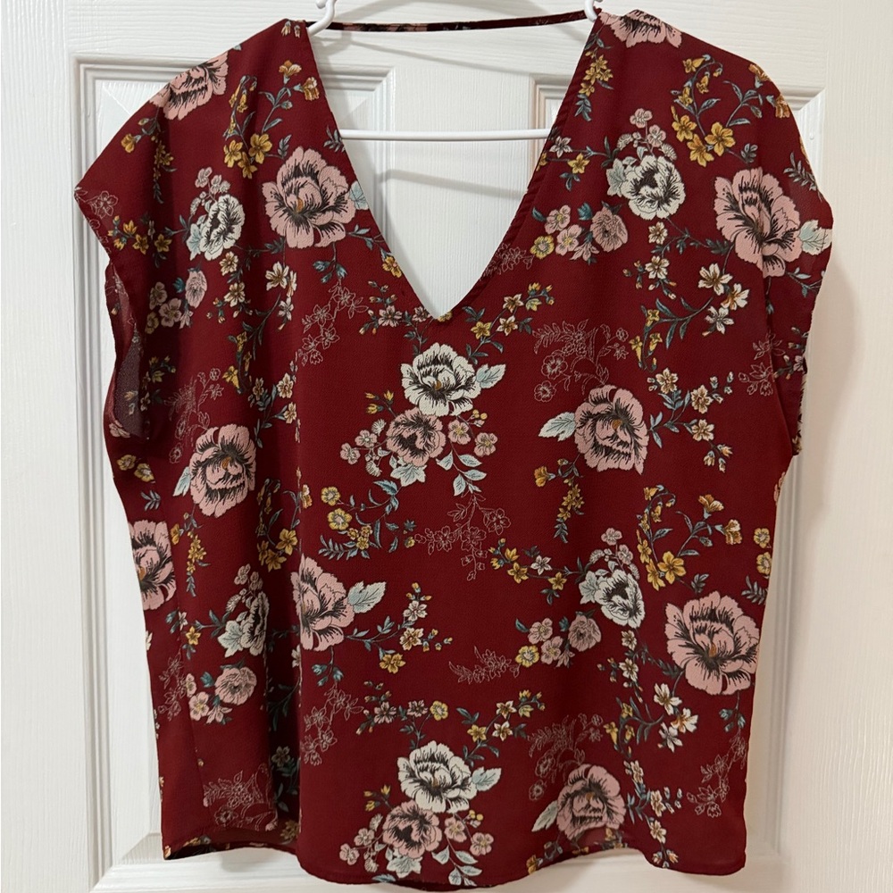 Forever 21 Floral V-Neck Women Top - Red